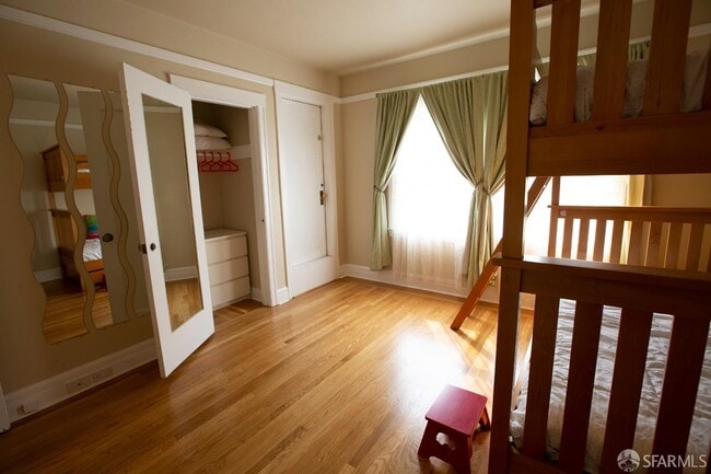 Building Photo - 3627 Scott St