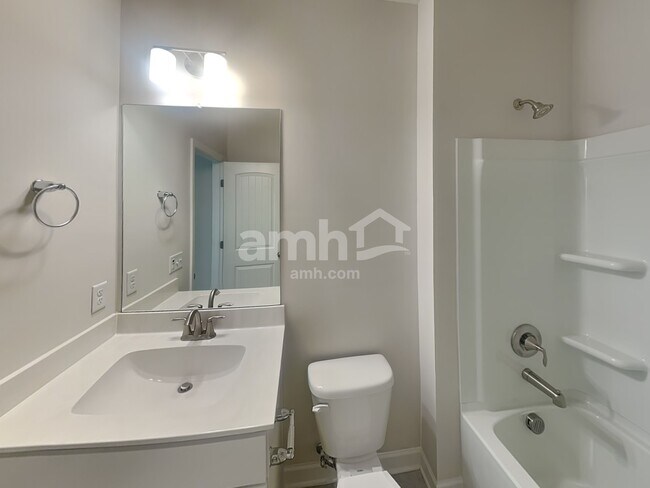 Building Photo - 4317 Fieldcrest Dr