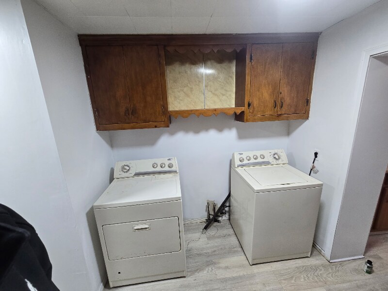 Building Photo - 723 E Woodlawn St