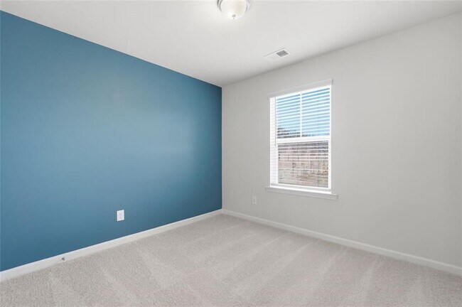 Building Photo - 208 Filer Dr