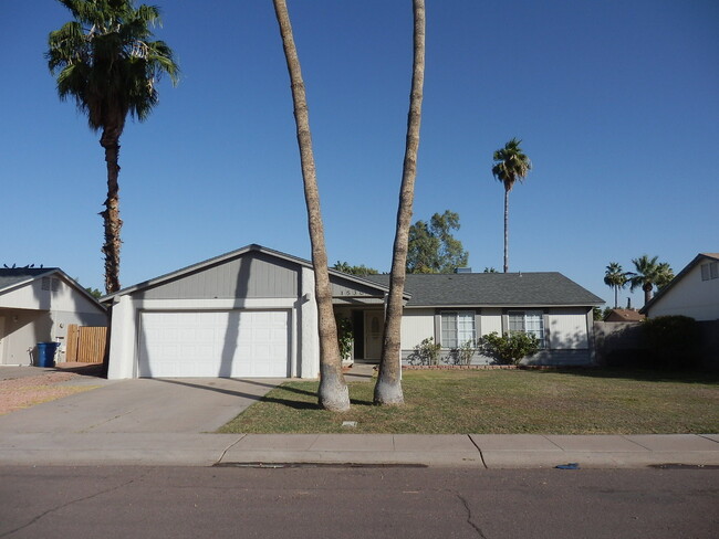 Building Photo - Perfect Location in CHANDLER! 3 bed/2bath ...