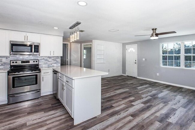 Building Photo - 3549 Winder Dr