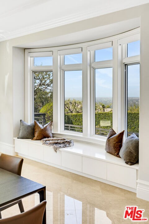 Building Photo - 386 Torrey Pines Dr