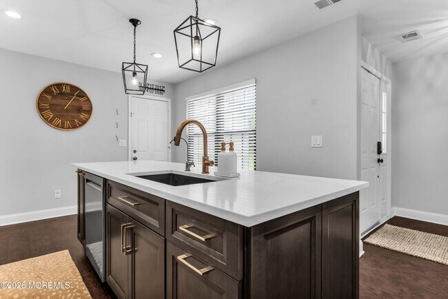 Building Photo - 141 Old Orchard Ln