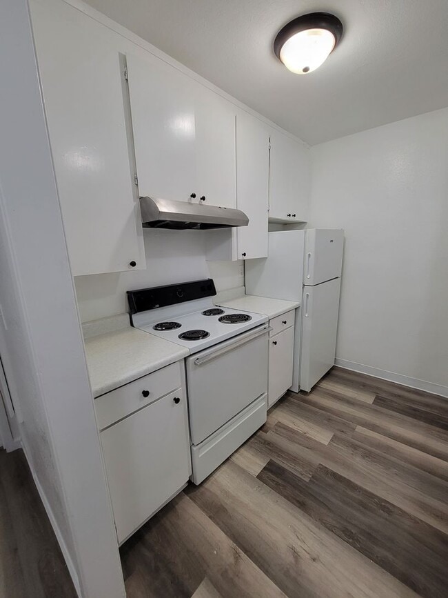 Building Photo - 1 Bedroom 1 Bath Apartment in Orland!