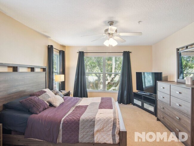 Building Photo - 3 Bedroom Townhome in Apopka