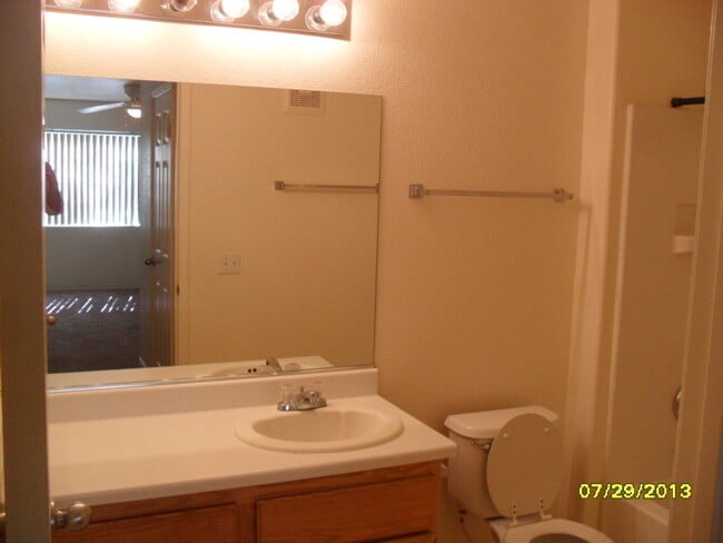 Building Photo - NLV DECATUR VILLAS #2015