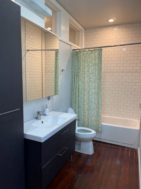 1st bathroom on 2nd floor - 2016 Jena St