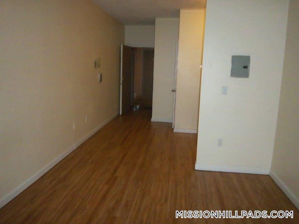 Building Photo - 59 S Huntington Ave