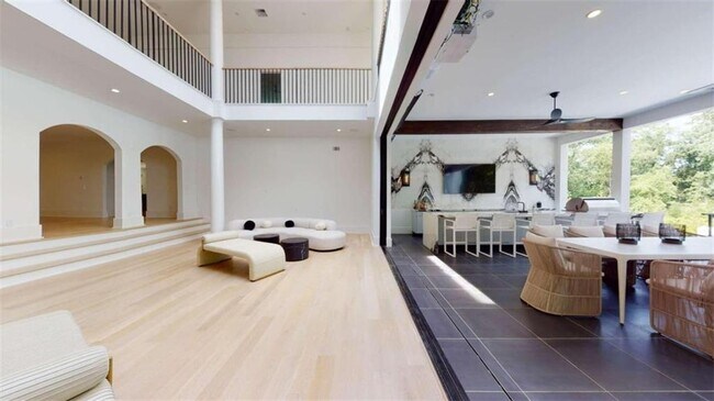 Building Photo - 3206 Arden Rd NW