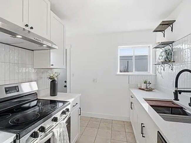 Building Photo - North Spokane 4 Bed, 2 Bath Single Family Home Available Now!