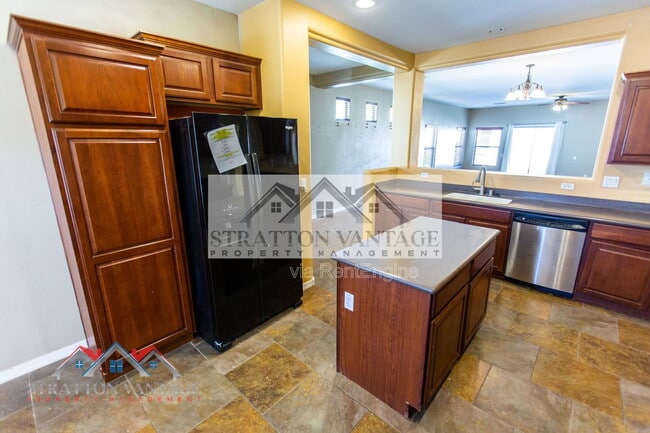 Building Photo - 18355 N Toya St