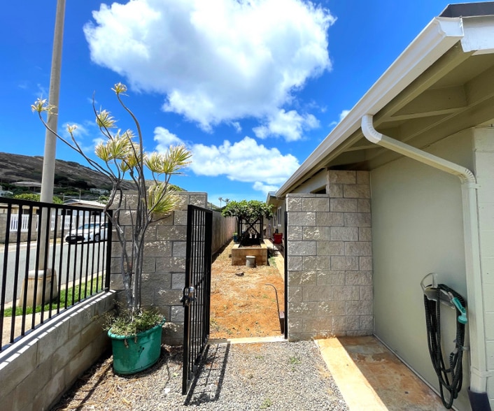 Building Photo - 7281 Nohili St