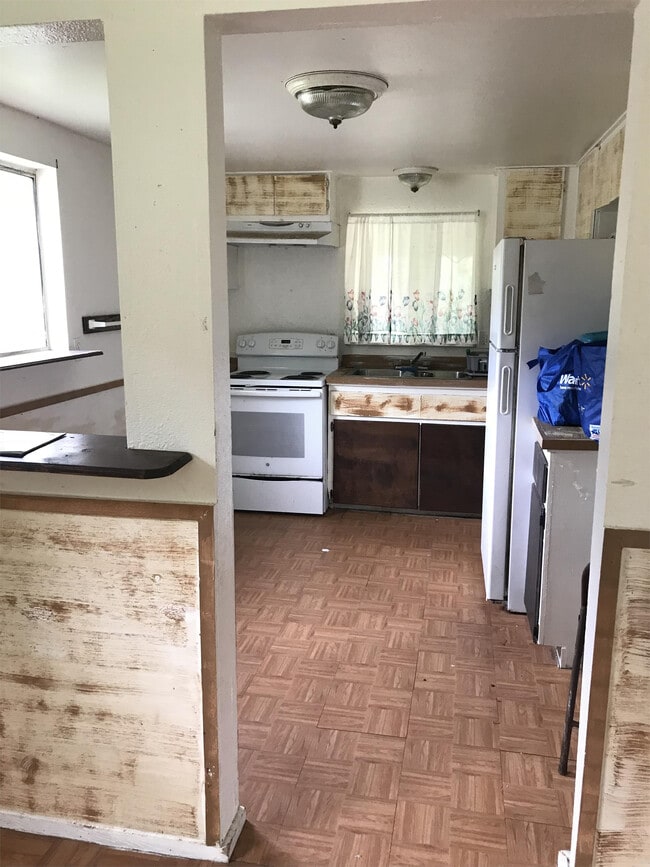 Building Photo - 11-3482-3482 Plumeria St