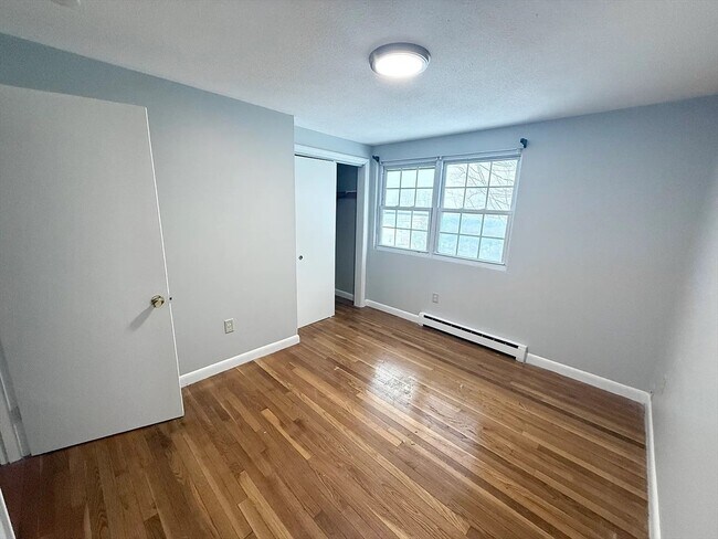 Building Photo - 264 Greene St