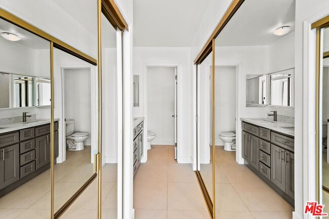 Building Photo - 8105 Redlands St