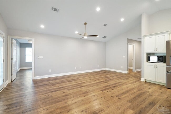 Building Photo - 1504 Ora Dr