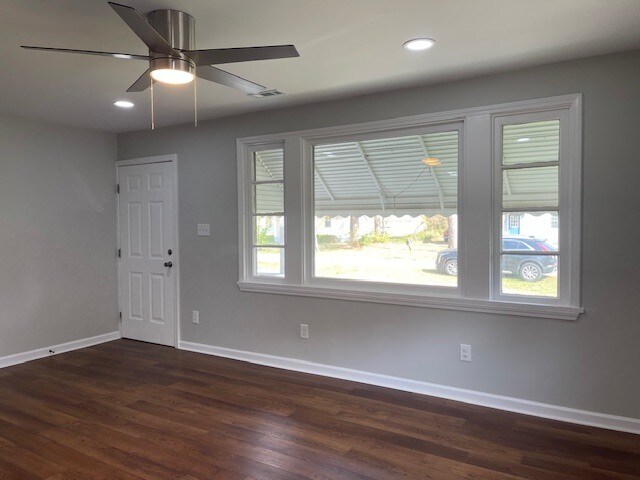 Building Photo - 227 Kenneth Blvd