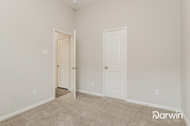 Building Photo - 7439 Wheatley Gardens Dr