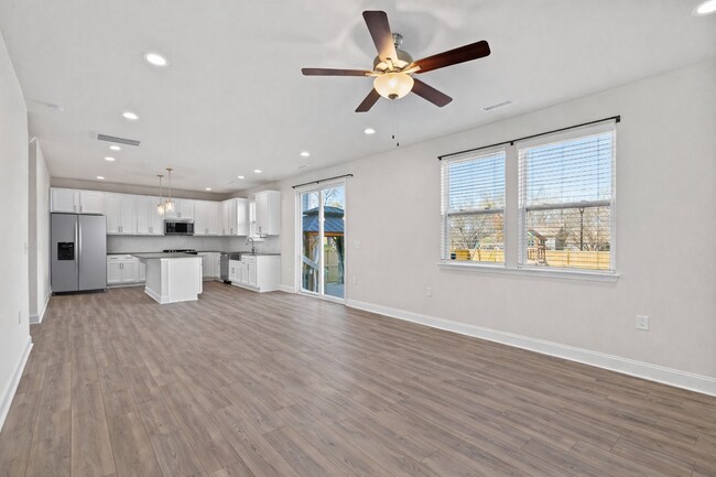 Building Photo - **Beautiful Wendell Falls Home 3/2.5 with Office, Loft & Fenced in Yard**