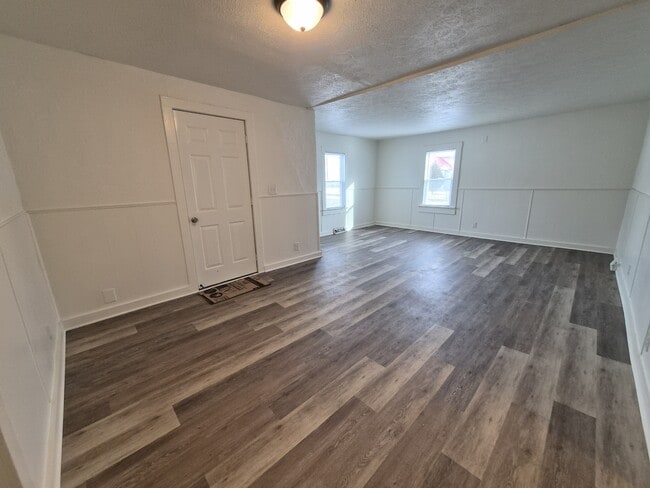 Building Photo - 2607 Lincoln St