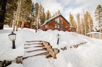Building Photo - Cabin on Peak 7! 2bed plus loft!  Hot tub!