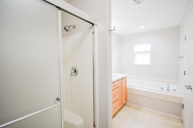 Building Photo - 2357 NW 168th Pl