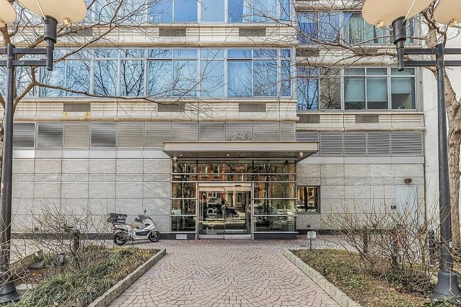 Building Photo - 230 Ashland Pl