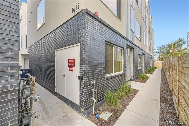 Building Photo - 1612 Irving St