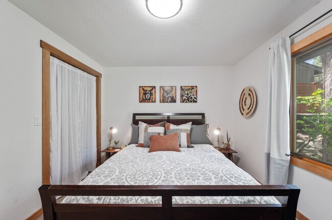 Building Photo - Available NOW thru Dec. 15th, 2025   ***La...