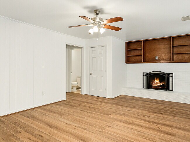 Building Photo - Welcome Home!