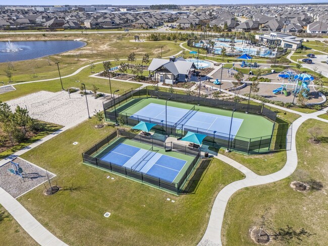 Building Photo - 7810 Starfish Arbor Dr