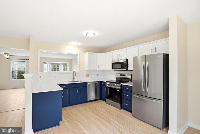 Building Photo - 541 Highland Towne Ln