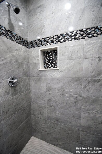 Building Photo - 31 Harvard St