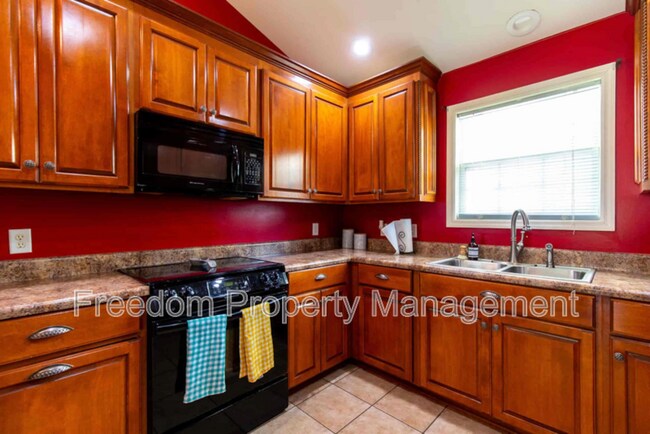 Building Photo - 1373 Darden Rd