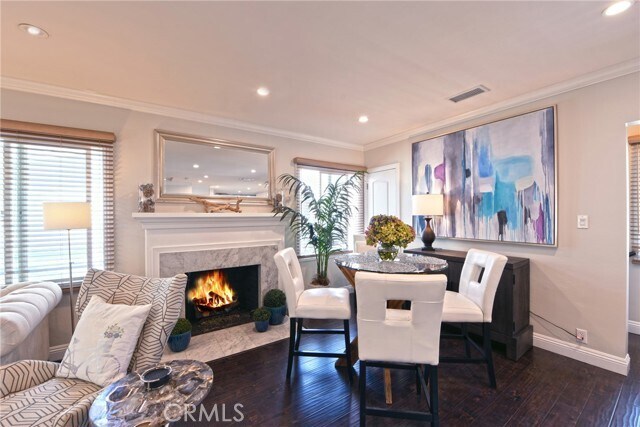 Building Photo - 1319 W Bay Ave