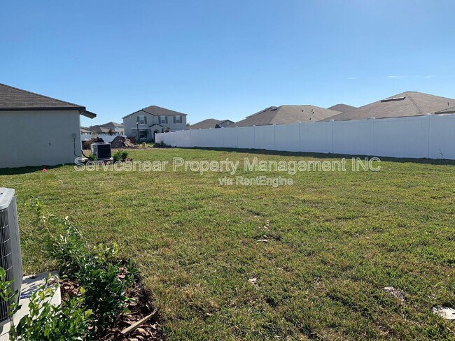 Building Photo - 13611 Wild Ginger St