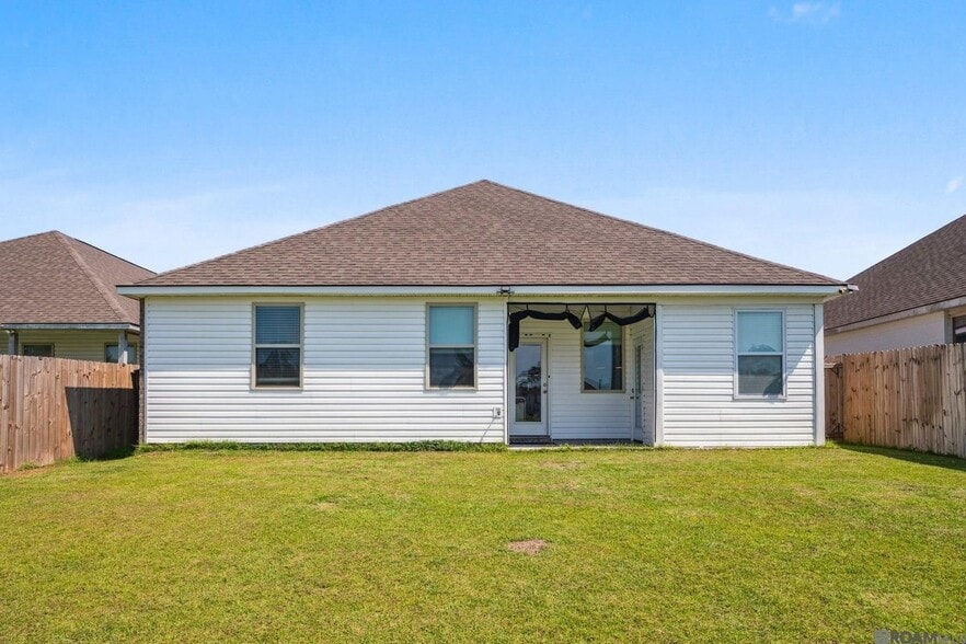 Building Photo - 13622 Bellacosa Ave