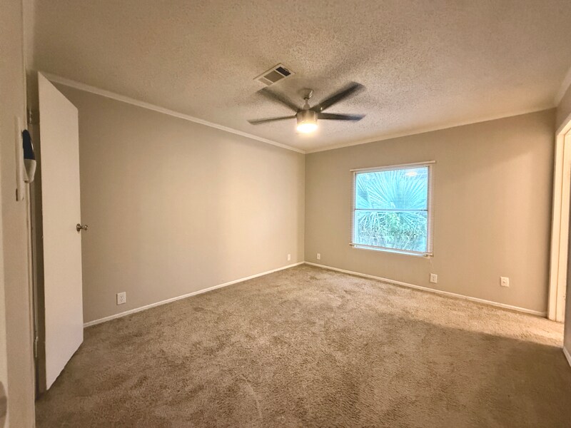 Building Photo - 11835 Greensbrook Forest Dr