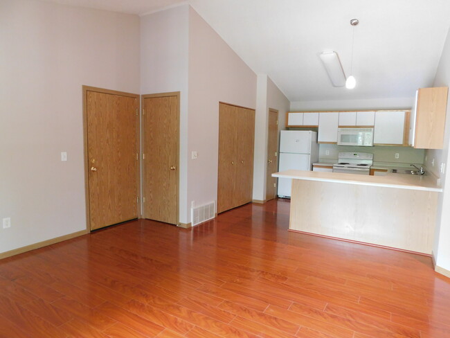 2870 Coral Ct 2870 Coral Ct Coralville IA 52241 Apartment Finder 2870 Coral Ct 2870 Coral Ct Coralville IA 52241 Apartment Finder