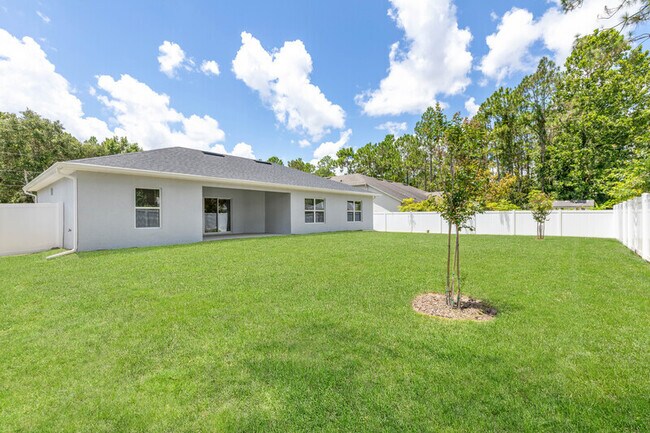 Building Photo - 11 Portia Ln