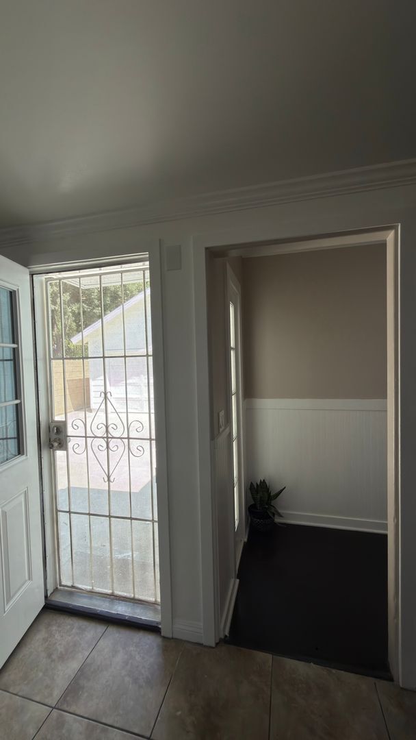 Building Photo - **BEAUTIFUL FOUR BED TWO BATH HOME IN DUARTE **