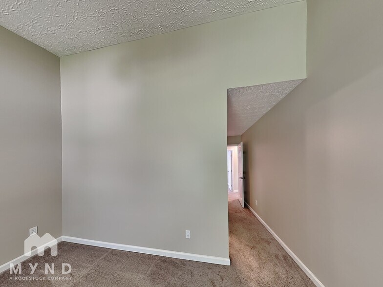 Building Photo - 2069 Prominence Dr