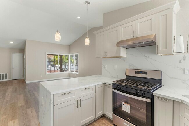 Building Photo - 25690 Monica Way