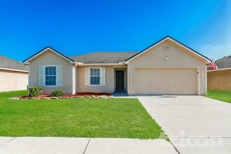 Building Photo - 3042 Waters View Cir