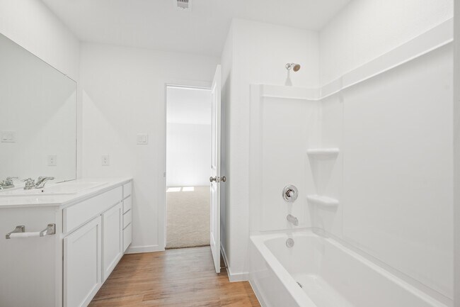 Building Photo - 1102 Rustic Willow Dr