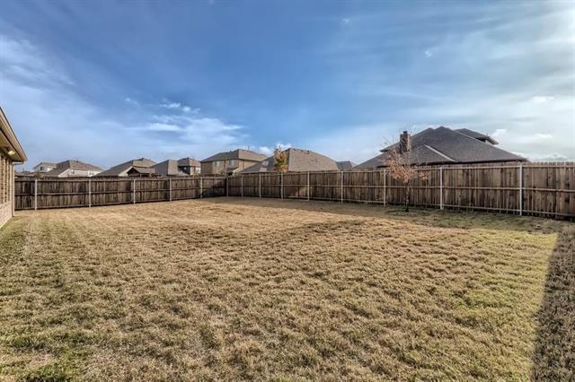 Building Photo - 3216 Creekhaven Dr