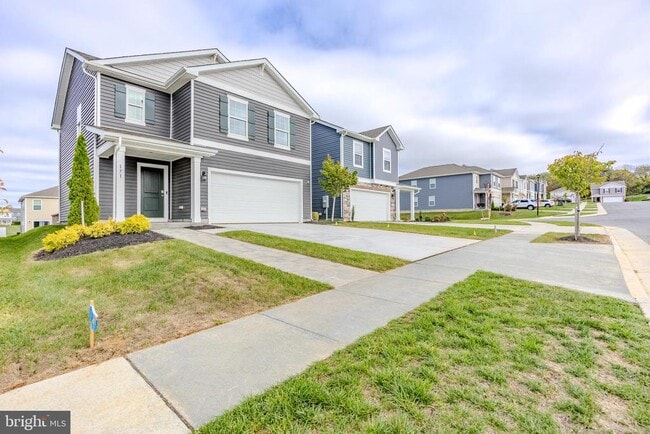 Building Photo - 171 Schyrock Dr