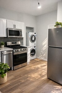 Building Photo - 9 Noyes Pl