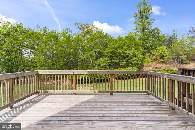 Building Photo - 15641 John Diskin Cir